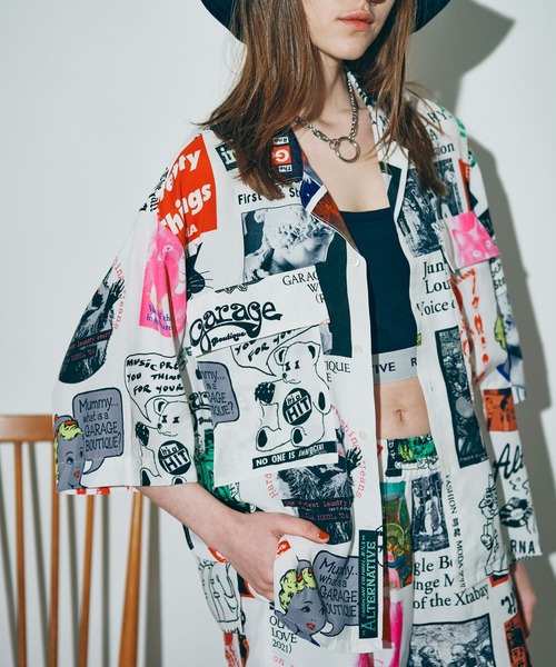 トップス ON CORNERS tシャツ ロゴプリント入りシアートップス レディース