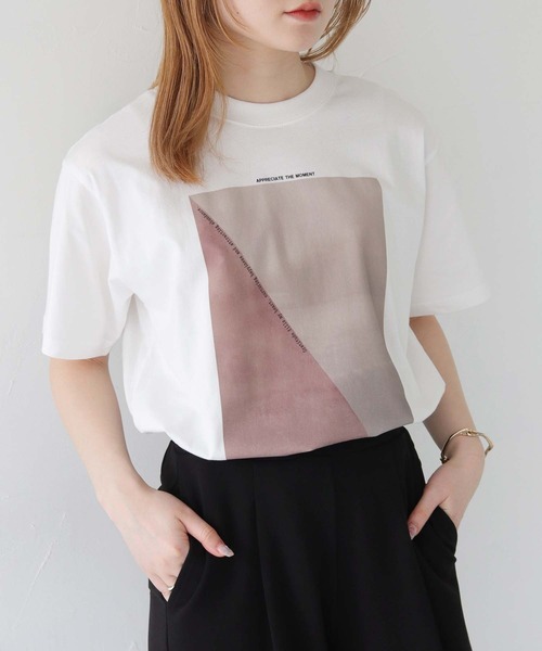 HER CLOSET（ハークローゼット）の「【HER CLOSET】WEB限定NEWニュアンスパネルロゴTシャツ WEB LIMITED NEW NUANCE PANEL LOGO T-SHIRT（Tシャツ/カットソー・レディース・ブラウン/チャコール/サックスブルー/グレイッシュベージュ・L/M/S）」の13枚目の写真