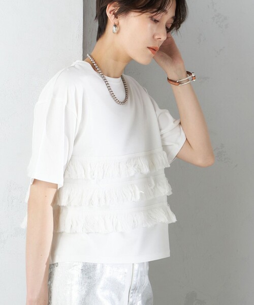 SHIPS（シップス）の「〈手洗い可能〉フリンジ デザイン ショート スリーブ TEE ◇（Tシャツ/カットソー・レディース・オフホワイト/ブラック/グリーン・ONE SIZE）」の2枚目の写真