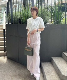 Ameri（アメリ）の「FLOWER COSAGE TEE（Tシャツ/カットソー