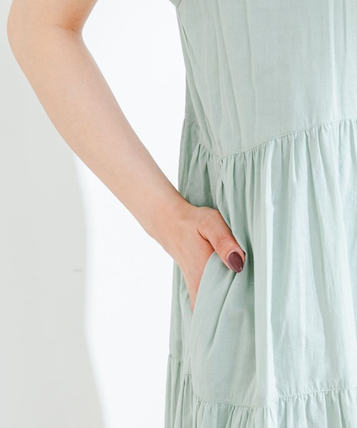 F by ROSSO(エフバイロッソ)の「F by ROSSO コットンボイルティアードワンピース(ワンピース・レディース・ブラック/ミント/ラベンダー・36/38)」の9枚目の写真