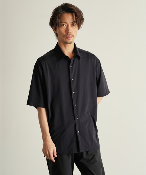 CUSTOM CULTURE(カスタムカルチャー)の「【Custom Culture】ソフトSTRETCHショートスリーブシャツ(シャツ/ブラウス・メンズ・ホワイト/ベージュ系その他/ライトグレー/ブラック・2/3)」の2枚目の写真