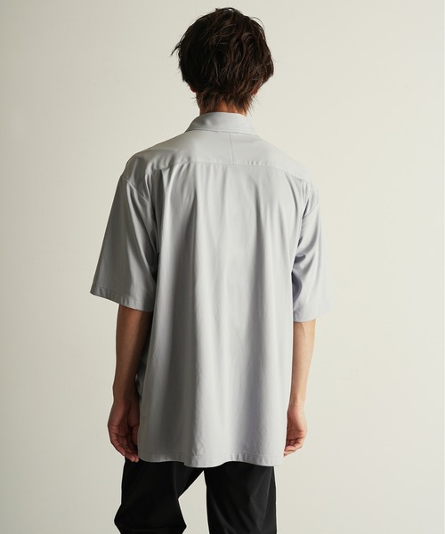 CUSTOM CULTURE(カスタムカルチャー)の「【Custom Culture】ソフトSTRETCHショートスリーブシャツ(シャツ/ブラウス・メンズ・ホワイト/ベージュ系その他/ライトグレー/ブラック・2/3)」の9枚目の写真