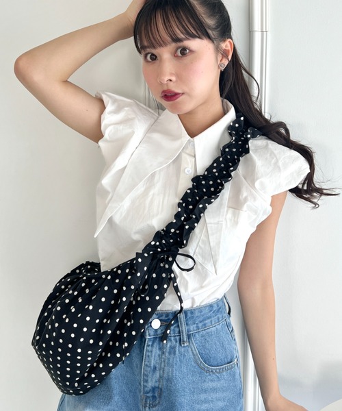 SOLLON.(ソルロン)の「ビッグカラーボリュームスリーブシャツ(シャツ/ブラウス・レディース・ミント/ホワイト/ピンク/ブラック・FREE)」の8枚目の写真
