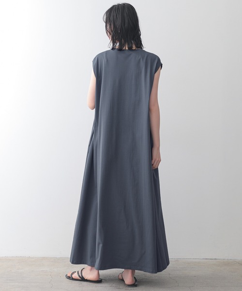 接触冷感タックノースリーブワンピース【サスティナブル】（ワンピース