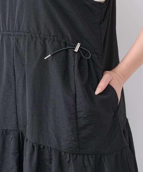 un dix cors（アンディコール）の「《着回し◎気になるお腹周りに》ウエスト絞りキャミワンピース（ワンピース・レディース・チャコールグレー/ブラック・FREE）」の17枚目の写真