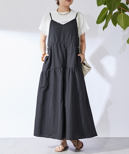 un dix cors（アンディコール）の「《着回し◎気になるお腹周りに》ウエスト絞りキャミワンピース（ワンピース・レディース・チャコールグレー/ブラック・FREE）」の6枚目の写真