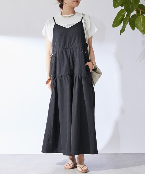 un dix cors（アンディコール）の「《着回し◎気になるお腹周りに》ウエスト絞りキャミワンピース（ワンピース・レディース・チャコールグレー/ブラック・FREE）」の11枚目の写真