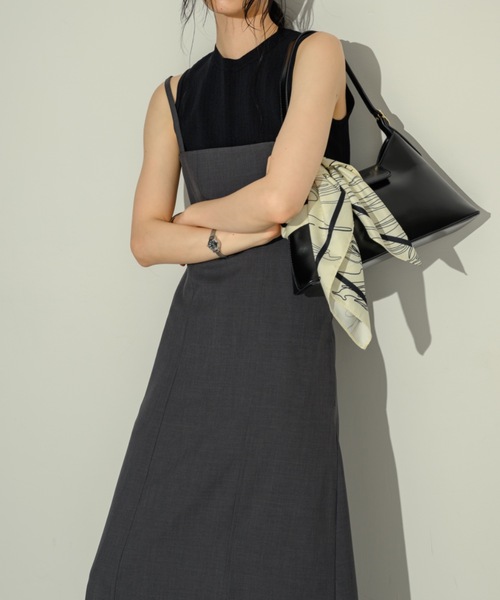 NEUNA（ヌナ）の「バックリボンキャミOP（ワンピース・レディース・アイボリー/チャコールグレー/インディゴブルー・FREE/SMALL）」の18枚目の写真