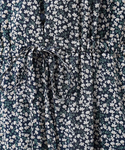 DRESKIP（ドレスキップ）の「◆【無理せずキレイ】大人の上品コーデが一枚で決まる シフォン花柄オールインワン（サロペット/オーバーオール・レディース・ブラック/ブルー系その他2/ブラック系・04/03/02）」の15枚目の写真