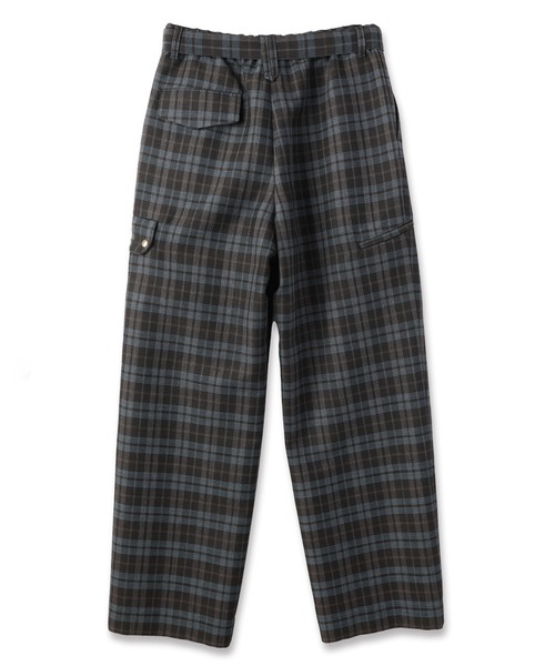 CULLNI（クルニ）の「24-AW-024B / Wool Check Cross Weave 2Tuck Cargo Pants with Long Belt（カーゴパンツ・メンズ・ブラウン系/ブラック系・1/2/0）」の11枚目の写真
