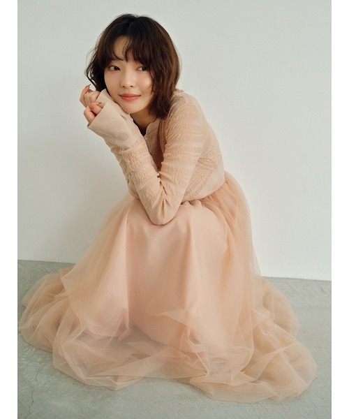 LILY BROWN(リリーブラウン)の「クロップドシアーニットカーディガン(カーディガン/ボレロ・レディース・ピンクベージュ/ブルー/ブラック・FREE)」の6枚目の写真
