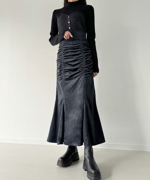Meiru（メイル）の「ベロアジャガードハイウエストマーメイドスカート[高身長サイズMT/低身長サイズS有り]（スカート・レディース・グレイッシュベージュ/ブラック/チャコール・MT/X-LARGE/LARGE/MEDIUM/SMALL）」の21枚目の写真