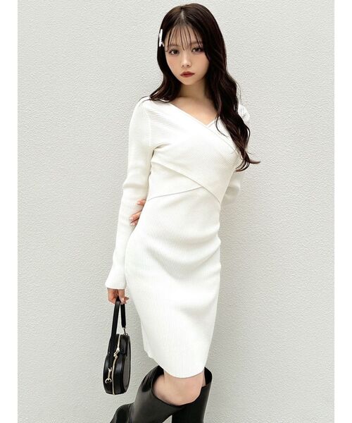 RESEXXY（リゼクシー）の「フロントクロスニットワンピース（ワンピース・レディース・ブラック/ホワイト/ベージュ・SMALL/MEDIUM）」の6枚目の写真