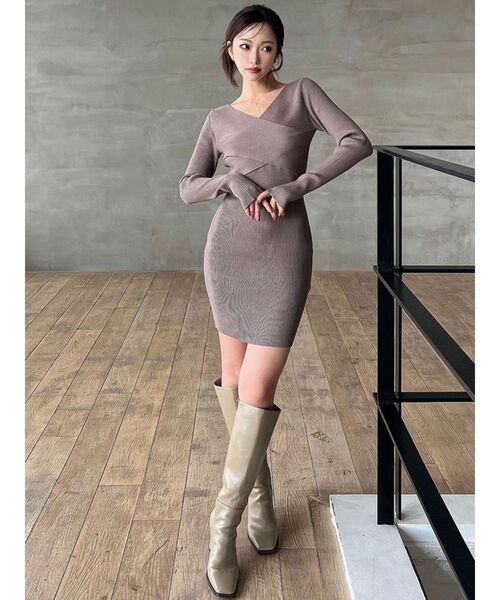 RESEXXY（リゼクシー）の「フロントクロスニットワンピース（ワンピース・レディース・ブラック/ホワイト/ベージュ・SMALL/MEDIUM）」の12枚目の写真