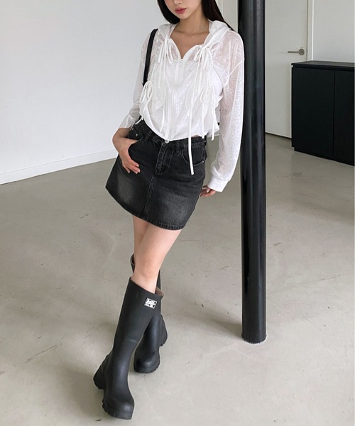 by muni:r（バイ ムニール）の「ウォッシングミニデニムスカート（デニムスカート・レディース・ブラック/ブルー・SMALL/MEDIUM）」の8枚目の写真