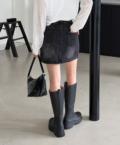 by muni:r（バイ ムニール）の「ウォッシングミニデニムスカート（デニムスカート・レディース・ブラック/ブルー・SMALL/MEDIUM）」の12枚目の写真