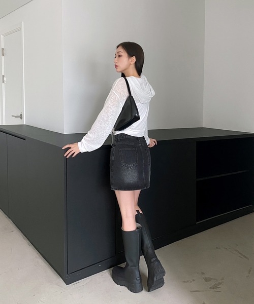 by muni:r（バイ ムニール）の「ウォッシングミニデニムスカート（デニムスカート・レディース・ブラック/ブルー・SMALL/MEDIUM）」の13枚目の写真