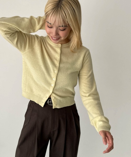 CANAL JEAN（キャナルジーン）の「El mar　クルーネックボタンニットカーディガン（カーディガン/ボレロ・レディース・ネイビー/イエロー/グレー・ONE SIZE）」の3枚目の写真