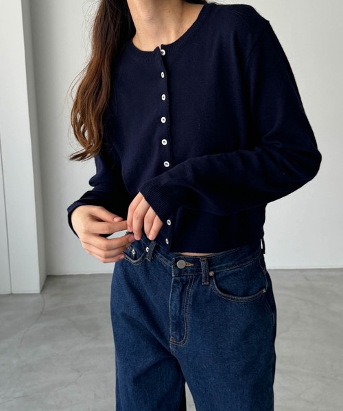 CANAL JEAN（キャナルジーン）の「El mar　クルーネックボタンニットカーディガン（カーディガン/ボレロ・レディース・ネイビー/イエロー/グレー・ONE SIZE）」の7枚目の写真