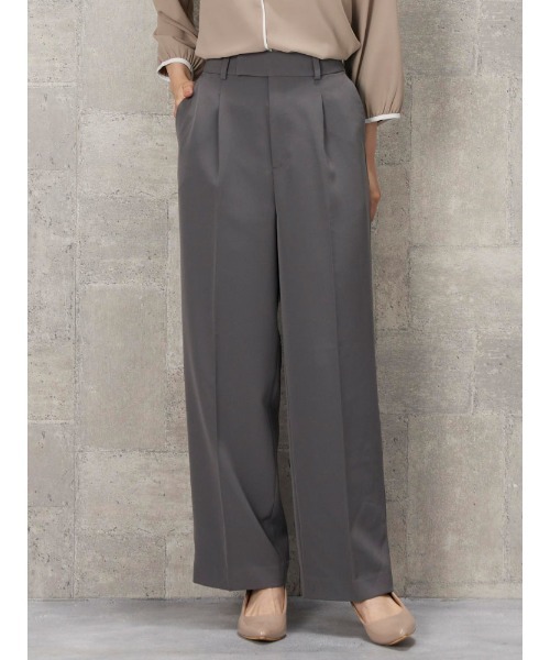 Perfect Suit FActory（パーフェクトスーツファクトリー）の「ダブルクロス【ボーテ・シルエット】タックワイドパンツ　ベージュ（スーツパンツ・レディース・ベージュ/ブラック/グレー・S/M/L）」の8枚目の写真