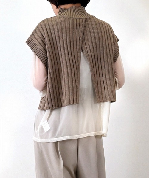 STYLEBLOCK（スタイルブロック）の「Aバルキーワイドリブ編みハイネックショートトップス（ニット/セーター・レディース・レッド/アイボリー/ライトベージュ/グレイッシュベージュ/ブラック/オリーブ・M）」の10枚目の写真