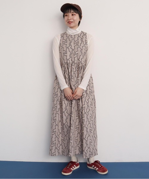 I am I in fact...（アイアムアイインファクト）の「Bear pattern check ワンピース（ワンピース・レディース・ベージュ/ブルー・FREE）」の7枚目の写真