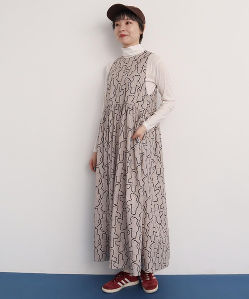 I am I in fact...（アイアムアイインファクト）の「Bear pattern check ワンピース（ワンピース・レディース・ベージュ/ブルー・FREE）」の22枚目の写真
