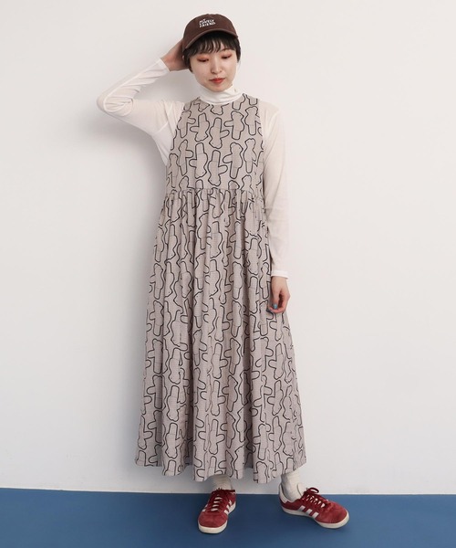 I am I in fact...（アイアムアイインファクト）の「Bear pattern check ワンピース（ワンピース・レディース・ベージュ/ブルー・FREE）」の11枚目の写真