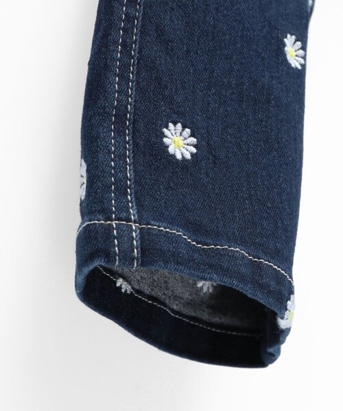EDWIN（エドウィン）の「【Ou? by EDWIN】フラワー刺しゅうデニムパンツ（デニムパンツ・キッズ・ネイビー・90/100/110/120/130/140/150）」の2枚目の写真
