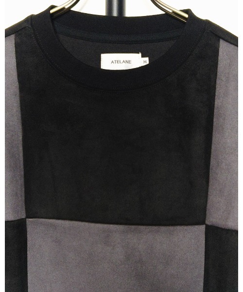 ATELANE(アテレーン)の「ATELANE/スウェードポンチ ブロック切替プルオーバー(Tシャツ/カットソー・メンズ・アイボリー/ブラック・MEDIUM/LARGE)」の8枚目の写真
