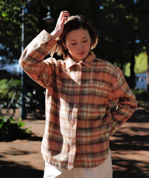 roial(ロイアル)の「LS SHIRT/ROIAL(ロイアル)スタンダードサイジングチェックパターン厚手ロングスリーブシャツ(シャツ/ブラウス・レディース・ブラウン/ブルー/ピンク・MEDIUM/SMALL)」の15枚目の写真