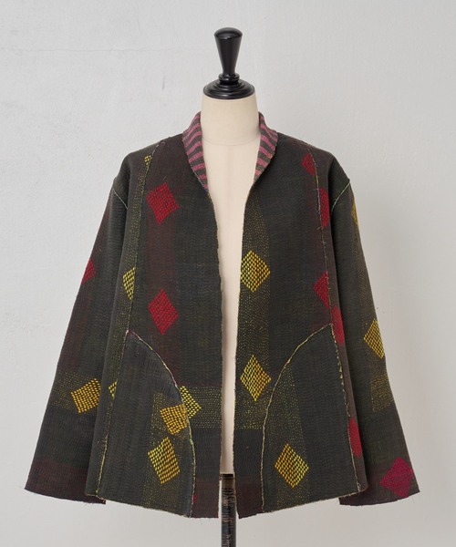 LIVETART(リヴェタート)の「カンタショールカラージャケット(ブルゾン・レディース・パープル系その他2/オレンジ系その他2/グリーン/グリーン系その他/パープル系その他/レッド/チャコールグレー/パープル/オレンジ・FREE)」の2枚目の写真