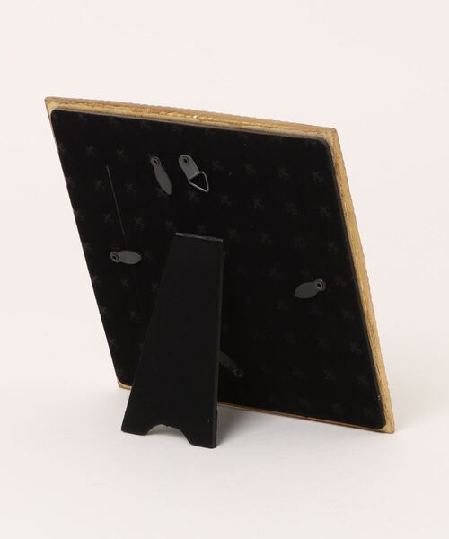 MILLION CARATS（ミリオンカラッツ）の「アンティークの美しさでアートスペースを演出するフォトフレーム（フォトフレーム・レディース・オフホワイト/ゴールド・FREE）」の5枚目の写真