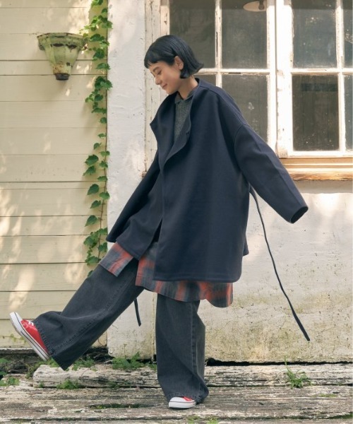 LBC（エルビーシー）の「ジャージメルトントッパーコート（ノーカラーコート・レディース・ネイビー/モカ/ベージュ・M）」の12枚目の写真