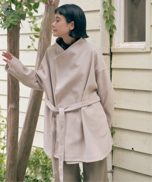 LBC（エルビーシー）の「ジャージメルトントッパーコート（ノーカラーコート・レディース・ネイビー/モカ/ベージュ・M）」の4枚目の写真