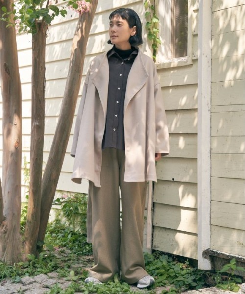 LBC（エルビーシー）の「ジャージメルトントッパーコート（ノーカラーコート・レディース・ネイビー/モカ/ベージュ・M）」の11枚目の写真