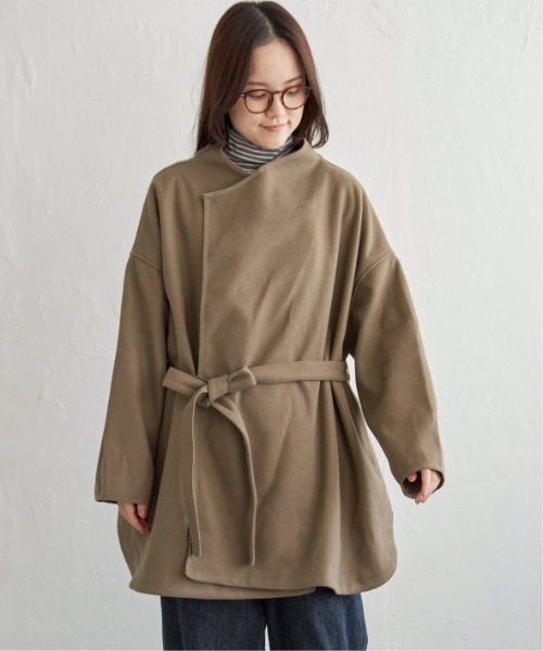 LBC（エルビーシー）の「ジャージメルトントッパーコート（ノーカラーコート・レディース・ネイビー/モカ/ベージュ・M）」の18枚目の写真