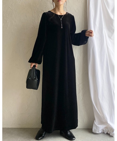 セール】長袖ボリュームスリーブロング丈バックオープンベロア