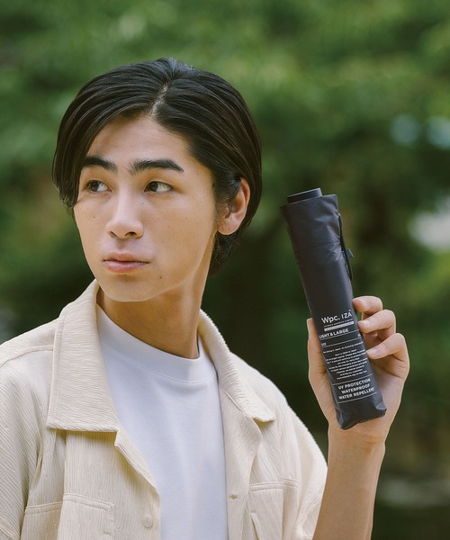 IZA（イーザ）の「完全遮光 IZA【LIGHT＆LARGE】 軽量 日傘 折りたたみ 親骨60cm Wpc.（折りたたみ傘・メンズ・グレー/オフホワイト/ベージュ/ブラック・FREE）」の10枚目の写真