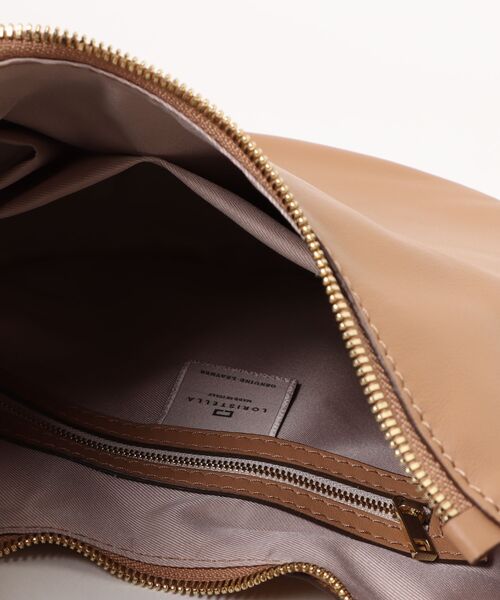 LORISTELLA（ロリステッラ）の「【LORISTELLA】レザースモールホーボーバッグ(Q56425)（ハンドバッグ・レディース・ダークベージュ・ALL）」の10枚目の写真