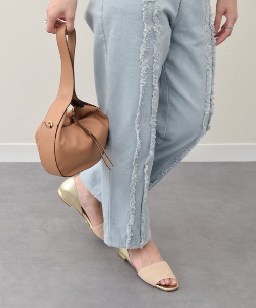 LORISTELLA（ロリステッラ）の「【LORISTELLA】レザースモールホーボーバッグ(Q56425)（ハンドバッグ・レディース・ダークベージュ・ALL）」の16枚目の写真