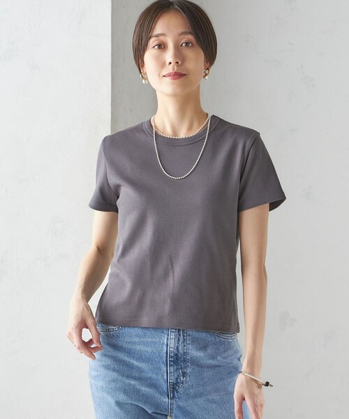SHIPS(シップス)の「オーガニック コットン スムース TEE(Tシャツ/カットソー・レディース・ダークグレー/ネイビー/オフホワイト/ブラウン系/ブラック・ONE SIZE)」の19枚目の写真