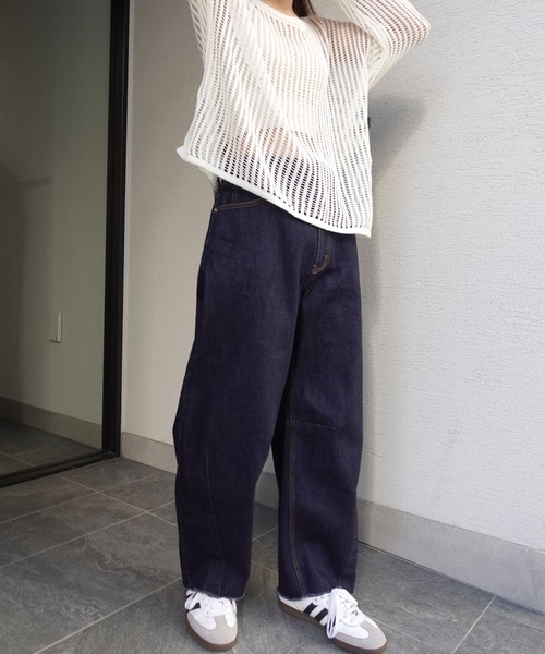 CORNERS(コーナーズ)の「カーブデニムシルエットパンツ(デニムパンツ・レディース・ネイビー/ブラック・マルチサイズ)」の13枚目の写真