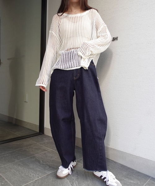 CORNERS(コーナーズ)の「カーブデニムシルエットパンツ(デニムパンツ・レディース・ネイビー/ブラック・マルチサイズ)」の16枚目の写真