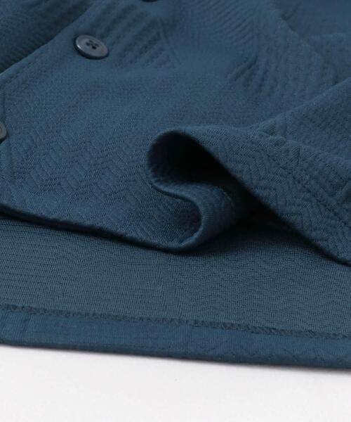 ITEMS URBANRESEARCH（アイテムズ アーバンリサーチ）の「ジオメジャカード カットソーカーディガン（カーディガン/ボレロ・メンズ・オフホワイト/ブラック/ブルー系その他/ブラウン・MEDIUM/LARGE）」の20枚目の写真