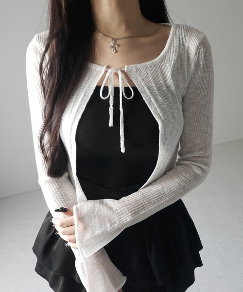 me+em select(ミームセレクト)の「【 2color 】フロントリボンシアーニットショートカーディガン / front ribbon sheer knit short cardigan(カーディガン/ボレロ・レディース・ブラック/ホワイト・FREE)」の2枚目の写真
