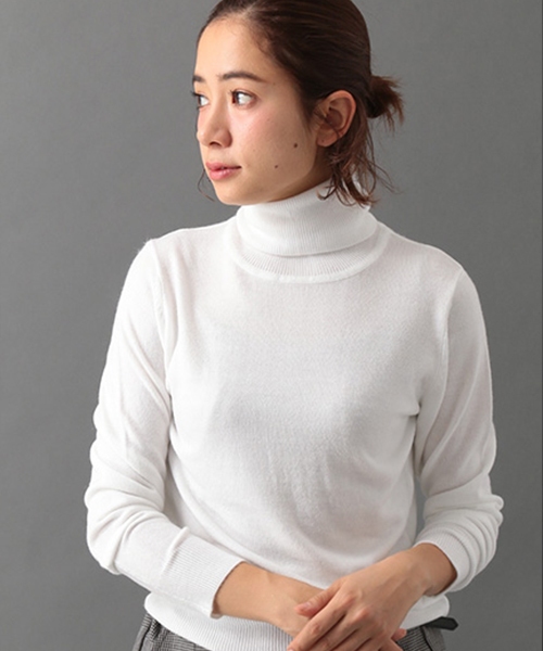 SEVENDAYS=SUNDAY(セブンデイズサンデイ)の「カシミヤタッチ タートルネックプルオーバー(ニット/セーター・レディース・ワインレッド/ネイビー/チャコールグレー/オフホワイト・MEDIUM/LARGE)」の1枚目の写真