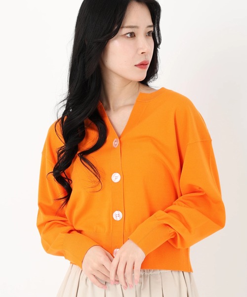 STRAWBERRY-FIELDS（ストロベリーフィールズ）の「キーネックニットカーディガン　カーディガン（カーディガン/ボレロ・レディース・グリーン/ホワイト系その他/ピンク系その他/ダークオレンジ・2）」の5枚目の写真