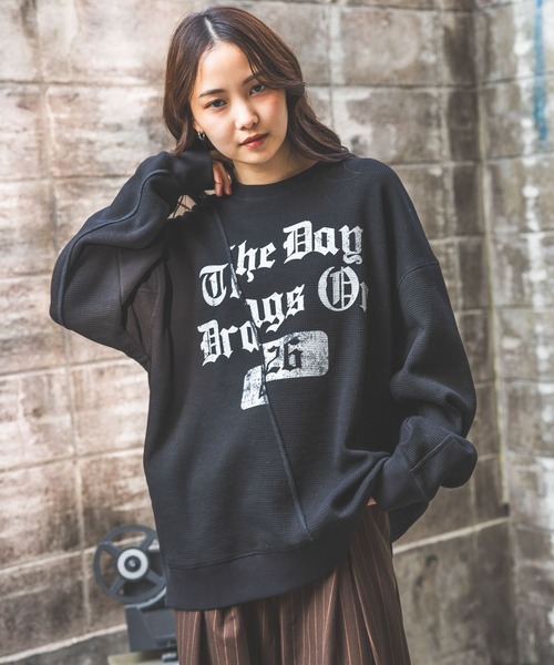 PBLIM(ページボーイリム)の「【UNISEX】ワッフルクループルオーバー(スウェット・レディース・カモフラージュ/グレー/ブラック・MEDIUM/LARGE)」の10枚目の写真